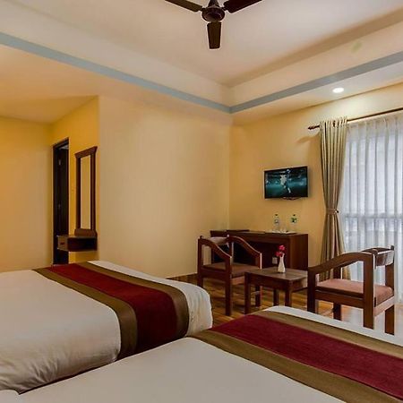 Hotel Snow Peak Pokhara Exterior photo