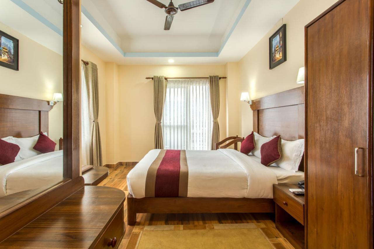 Hotel Snow Peak Pokhara Exterior photo